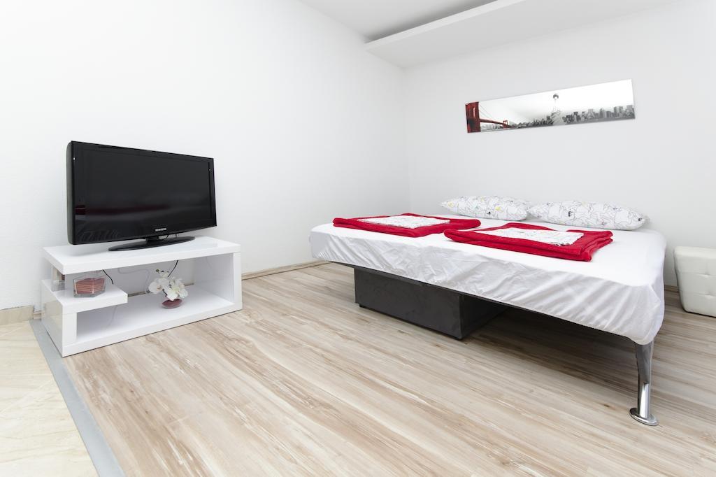 City Apartments Nada 马卡尔斯卡 客房 照片